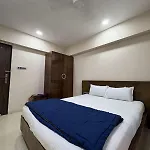 Cozy Rooms In Andheri Near Airport